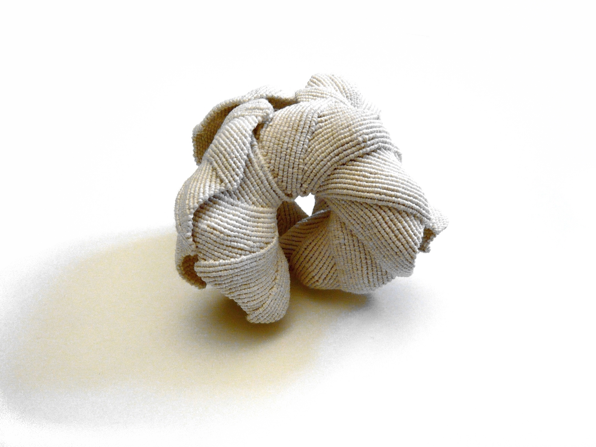 federica-luzzi-white-shell2